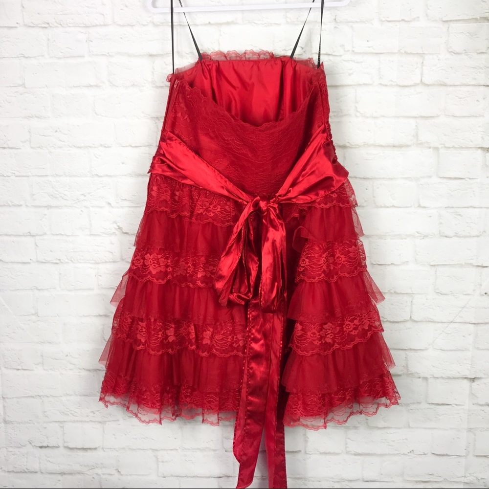 Masquerade Strapless Layer Lace Tulle Formal Dress - Picture 6 of 8